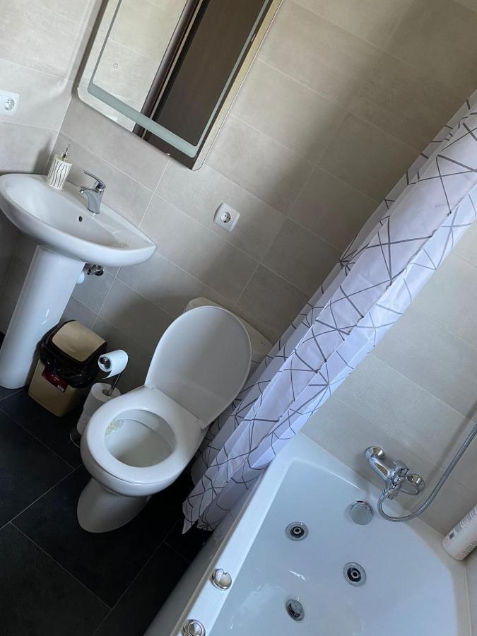 Casa Cerbului Apartment วีเชวเดสซุส ภายนอก รูปภาพ